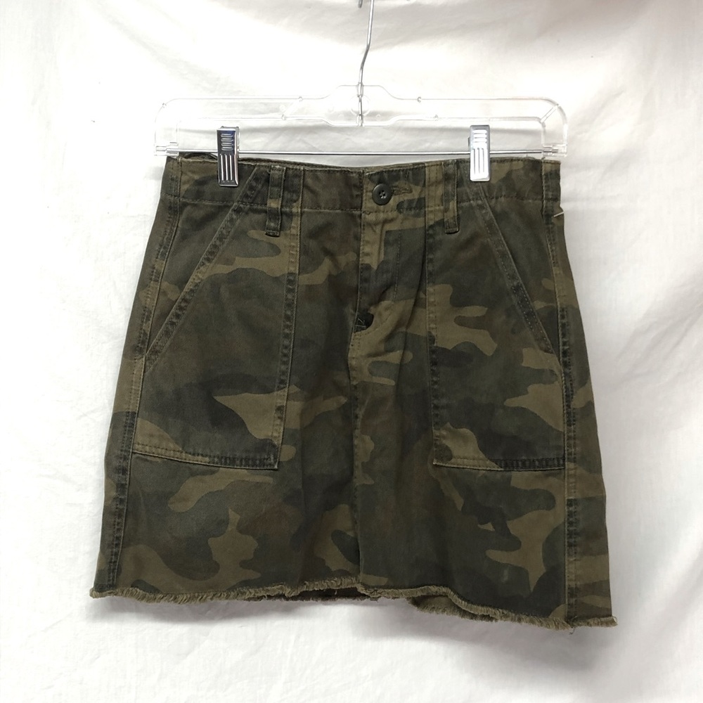 Blank NYC Camo Mini Skirt Sz 25 / XS